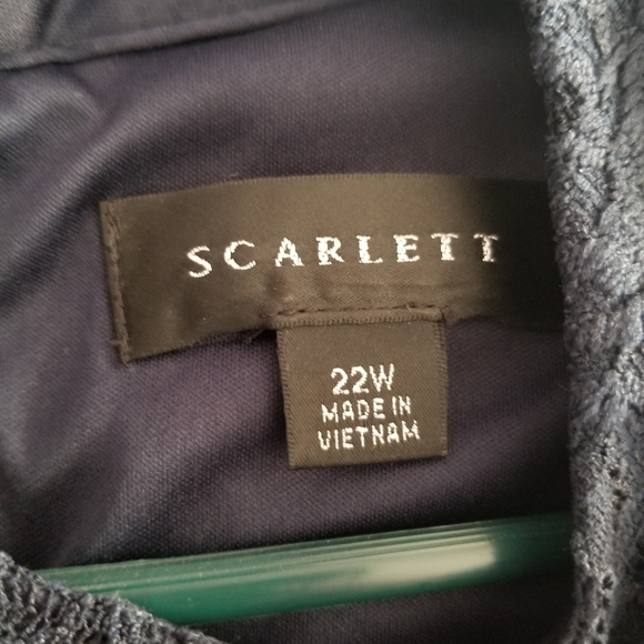 Scarlett 22W keyhole front dress - Picture 7 of 8